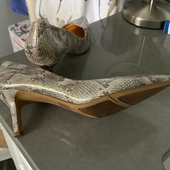 COPY - Nine West heels - Picture 5 of 7